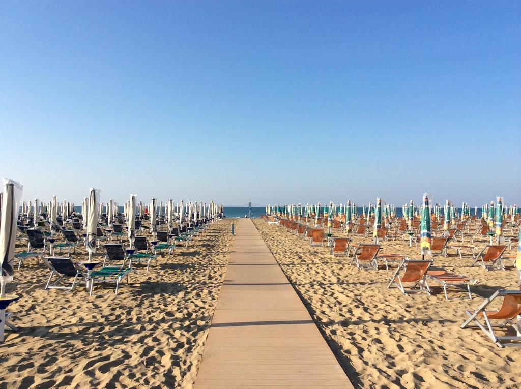 Appartamenti Azzurro Bibione Eksteriør bilde